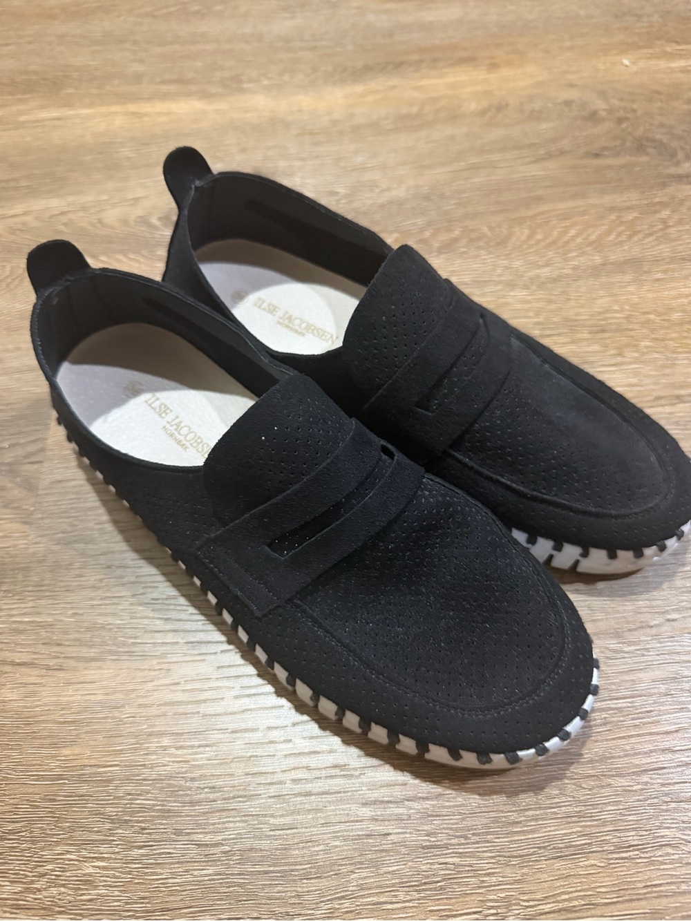 Ilse Jacobsen Tulip Black Penny Loafer, Women’s 8 (38) - Picture 2 of 9